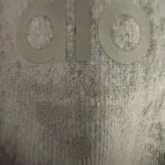 ALO Yoga Gray Patterned Leggings - Picture 6 of 6